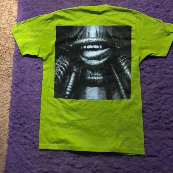 Supreme T Shirt - Picture 3 of 3